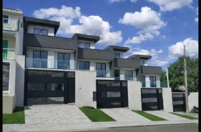 Sobrado 3 quartos medindo 141metros a Venda no Boa Vista em Curitiba