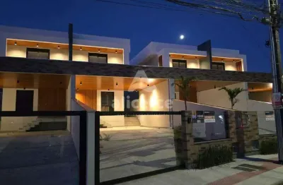 Sobrado à venda com 3 quartos 1 suíte, 150m² em passa vinte palhoça