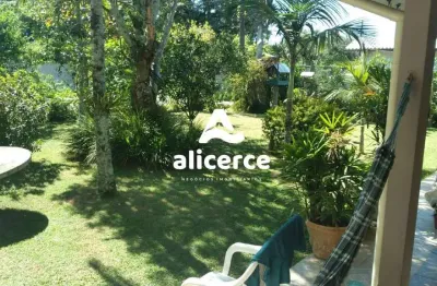 Casa à venda com 4 quartos 1 suíte, 162m² em campeche florianópolis