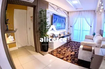 Apartamento mobiliado com 2 dormitórios (1 suíte) e sacada com churrasqueira – florianópolis/sc