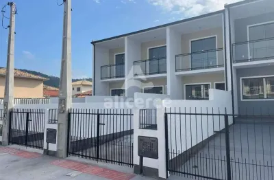 Sobrado novo à venda – recanto da natureza, são josé/sc