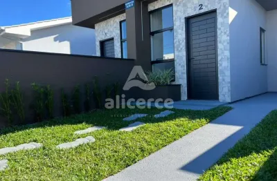 Oportunidade imperdível em palhoça! casa geminada com design moderno e excelente custo-benefício