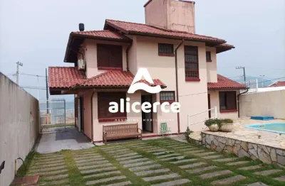Casa à venda com 4 quartos 1 suíte, 286m² em tapera da base florianópolis