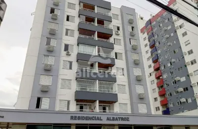 Apartamento à venda com 3 quartos 1 suíte, 98m² em centro palhoça