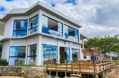 Casa à venda com 5 quartos 1 suíte, 490m² em São Miguel (Guaporanga) Biguaçu