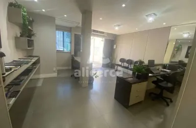 Ponto comercial à venda na Rua Secundino Peixoto, 89, Estreito, Florianópolis