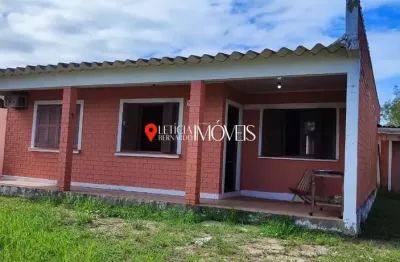 Casa à venda em balneário pinhal! uma oportunidade única em excelente localização!