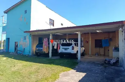 Sobrado com ponto comercial em funcionamento – r$ 216.000,00