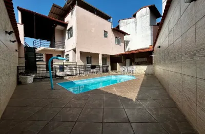 Excelente casa 4 quartos, área gourmet completa com  garagem