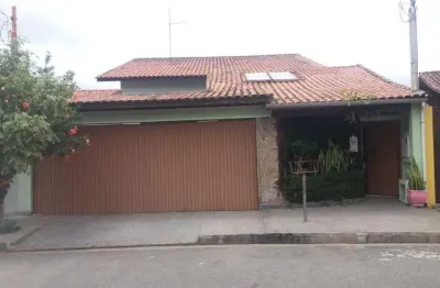 Casa com 4 dormitórios à venda, 220 m² por r$ 960.000,00 - center ville - arujá/sp