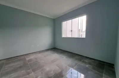 Casa não geminada com 03 dormitórios pronta para morar no porto das laranjeiras.