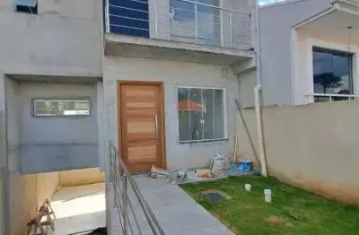 Belísssimo sobrado  tripléx no porto das laranjeiras medindo 120,00m² de área construída.