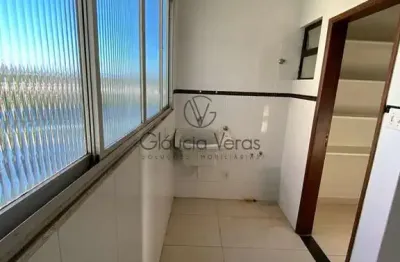 Apartamento à Venda no Centro de Governador Valadares, 111m², 2 Suítes