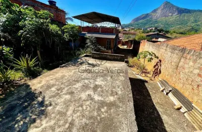 Casa à venda no Jardim Ipê, Governador Valadares 