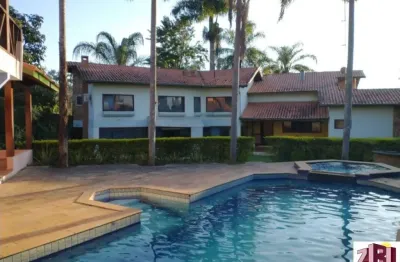 Imperdível casa à venda em boituva-sp, no condomínio residencial saint claire: 4 quartos, 1 suíte, 2 salas, 5 banheiros, 4 vagas, 556,90 m².