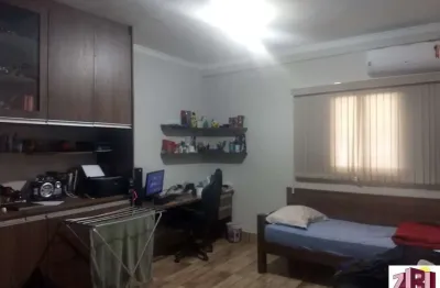 Vendo casa no jardim santa cruz na cidade de boituva.
