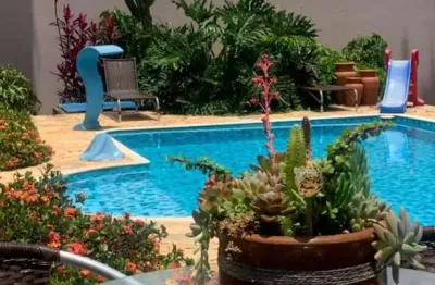 Chácara em condomínio fechado em cerquilho, com piscina, 03 dormitórios.