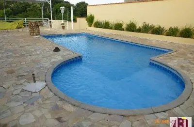 Casa de campo ótimo padrão, casa com acabamento primoroso, área de lazer