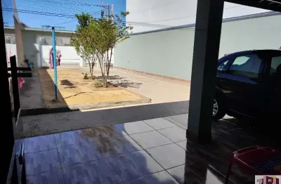 Imperdível! casa à venda em boituva-sp, residencial vitiello: 1 quarto, 1 sala, 1 banheiro, 4 vagas de garagem, 58m².