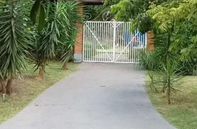 Chácara de luxo à venda em boituva-sp, jd valparaíso: 6 quartos, 2 suítes, 5 salas, 4 banheiros, 8 vagas de garagem, 377,53m².