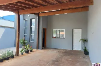 Imperdível! casa à venda em boituva-sp, morada dos ipês: 2 quartos, 2 salas, 1 banheiro, 3 vagas, 54,00m². venha conferir!
