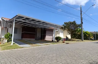 Casa à venda com 3 quartos 1 suíte, 2 banheiros, e piscina privativa, em palhoça - santa catarina