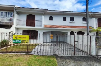 Casa com 3 quartos para alugar na Rua Capitão Ernesto dos Anjos Barbosa, 44, Novo Mundo, Curitiba