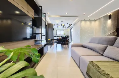 Casa com 3 Quartos para locação em condomínio no Santa Cândida por R$ 7.500 + Taxas