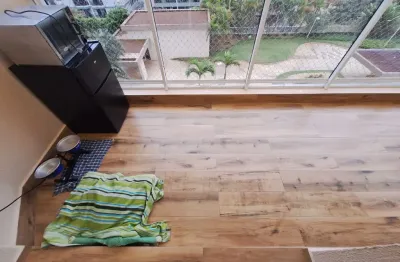 Apartamento reformado, lazer completo 2 dormitórios sendo 1suite  astúrias-guarujá