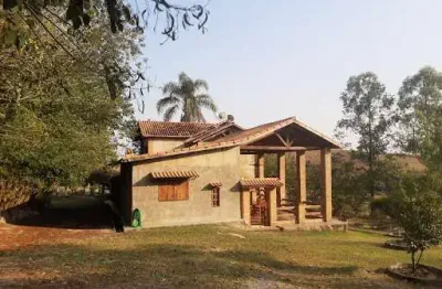 Rancho com 3 dormitórios à venda, 270 m² por r$ 1.200.000,00 - zona rural - três corações/mg