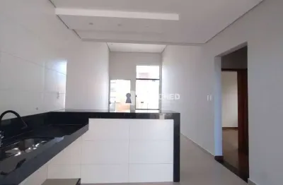Imperdível! casa com  3 quartos, suite e quintal no sta. luzia – r$750 mil