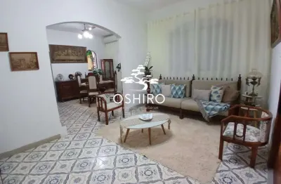 Casa à venda com 218 m², 3 suítes, lazer por r$3.200.000 - embaré em santos