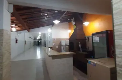 Prédio à venda na Rua Santos Dumont, Estuário, Santos