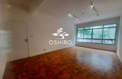 Apartamento reformado – meia quadra da praia,no bairro do boqueirão – vista mar