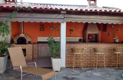 Casa com 3 quartos à venda na Rua Donozor de Oliveira, 31, Parque Residencial Oliveira, Penápolis