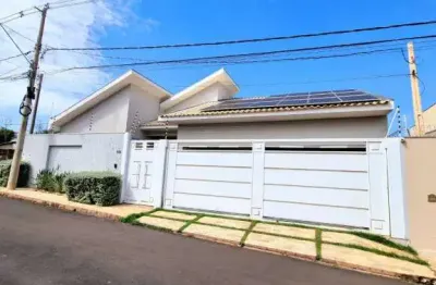 Casa com 3 quartos à venda na rua maria alice waldemarin maschietto, jardim santo antônio, penápolis, 270 m2 por r$ 1.250.000