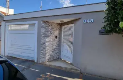 Casa com 3 quartos à venda na rua treze de maio, centro, penápolis, 160 m2 por r$ 480.000