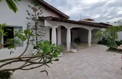 Casa com 3 quartos à venda na rua antonieta vilela ferreira, parque residencial village, penápolis, 240 m2 por r$ 900.000