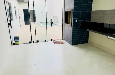 Linda Casa Nova, 03 quartos, Jardim das Palmeiras- Cuiabá/Coxi