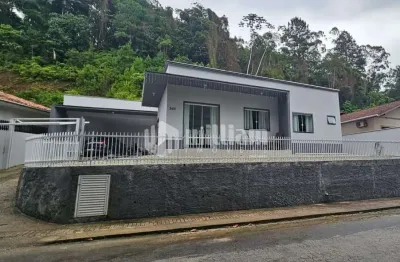 Casa com 3 quartos à venda no azambuja, brusque , 111 m2 por r$ 850.000