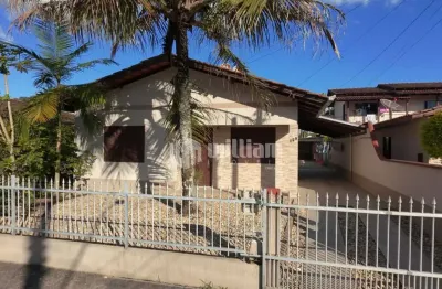 Casa com 6 quartos à venda no santa terezinha, brusque  por r$ 1.100.000