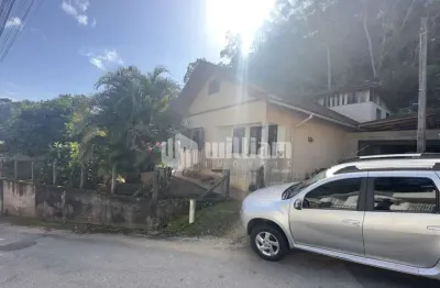 Casa à venda no primeiro de maio, brusque  por r$ 520.000