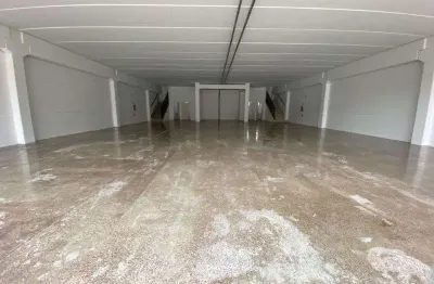 Sala comercial para alugar no santa terezinha, brusque , 375 m2 por r$ 17.500