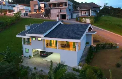 Casa com 4 quartos para alugar no imigrantes, guabiruba , 250 m2 por r$ 7.000