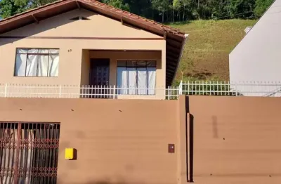 Casa com 4 quartos à venda no azambuja, brusque , 170 m2 por r$ 522.000