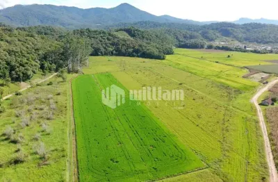 Terreno comercial à venda no Centro, Guabiruba  por R$ 4.148.900