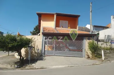 Espetacular casa à venda em jacareí-sp, no residencial santa paula: 4 quartos, 2 suítes, 2 salas, 4 banheiros, 2 vagas e 178m²!