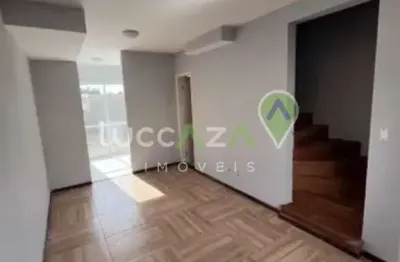 Casa com 2 quartos à venda no jardim colônia, jacareí  por r$ 235.000