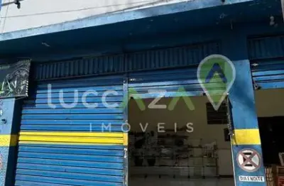 Ponto Comercial para Locação em Jacareí-SP, Bairro São João: 3 salas, 2 banheiros, 110m² de Área Disponíveis!