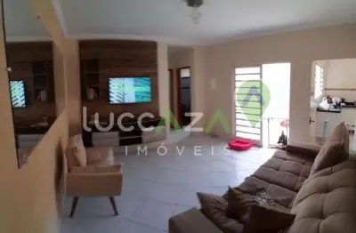 Imperdível oportunidade: Casa à venda em Jacareí-SP, Residencial Santa Paula - 3 quartos, 1 suíte, 2 salas, 2 banheiros, 2 vagas - 78,86 m²!